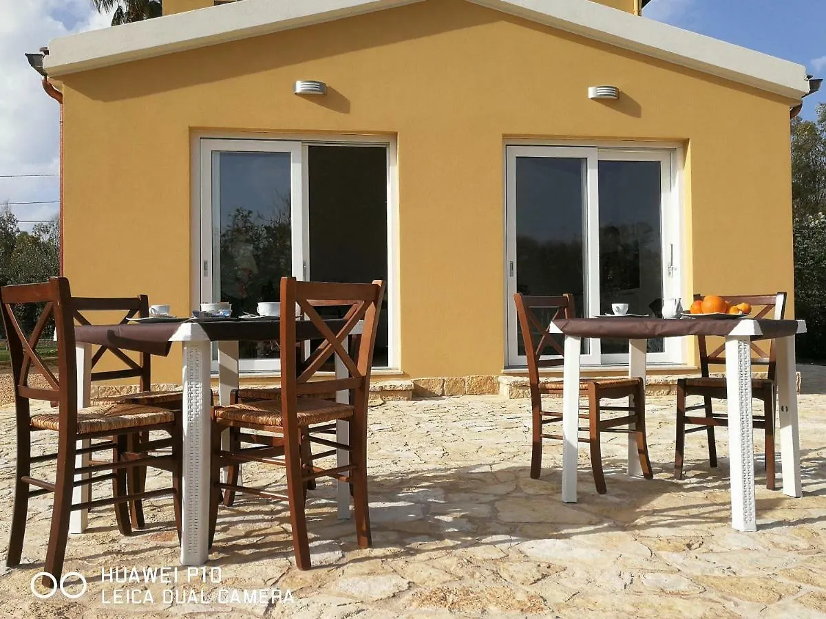 פרטיליה B&B Fiori Di Pesco