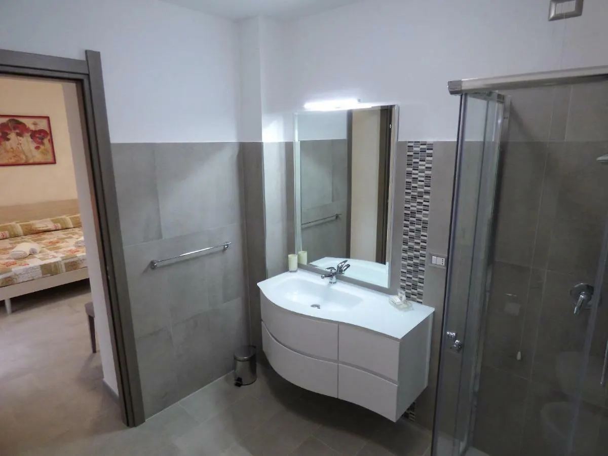 לינה וארוחת בוקר פרטיליה B&B Fiori Di Pesco