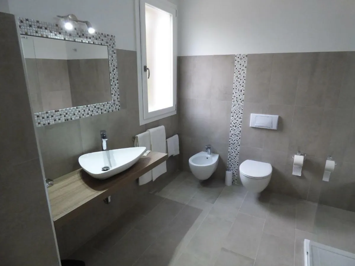 פרטיליה B&B Fiori Di Pesco 2*,