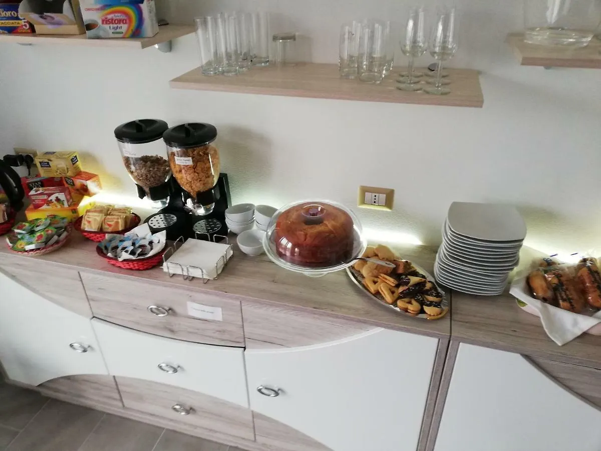פרטיליה B&B Fiori Di Pesco לינה וארוחת בוקר