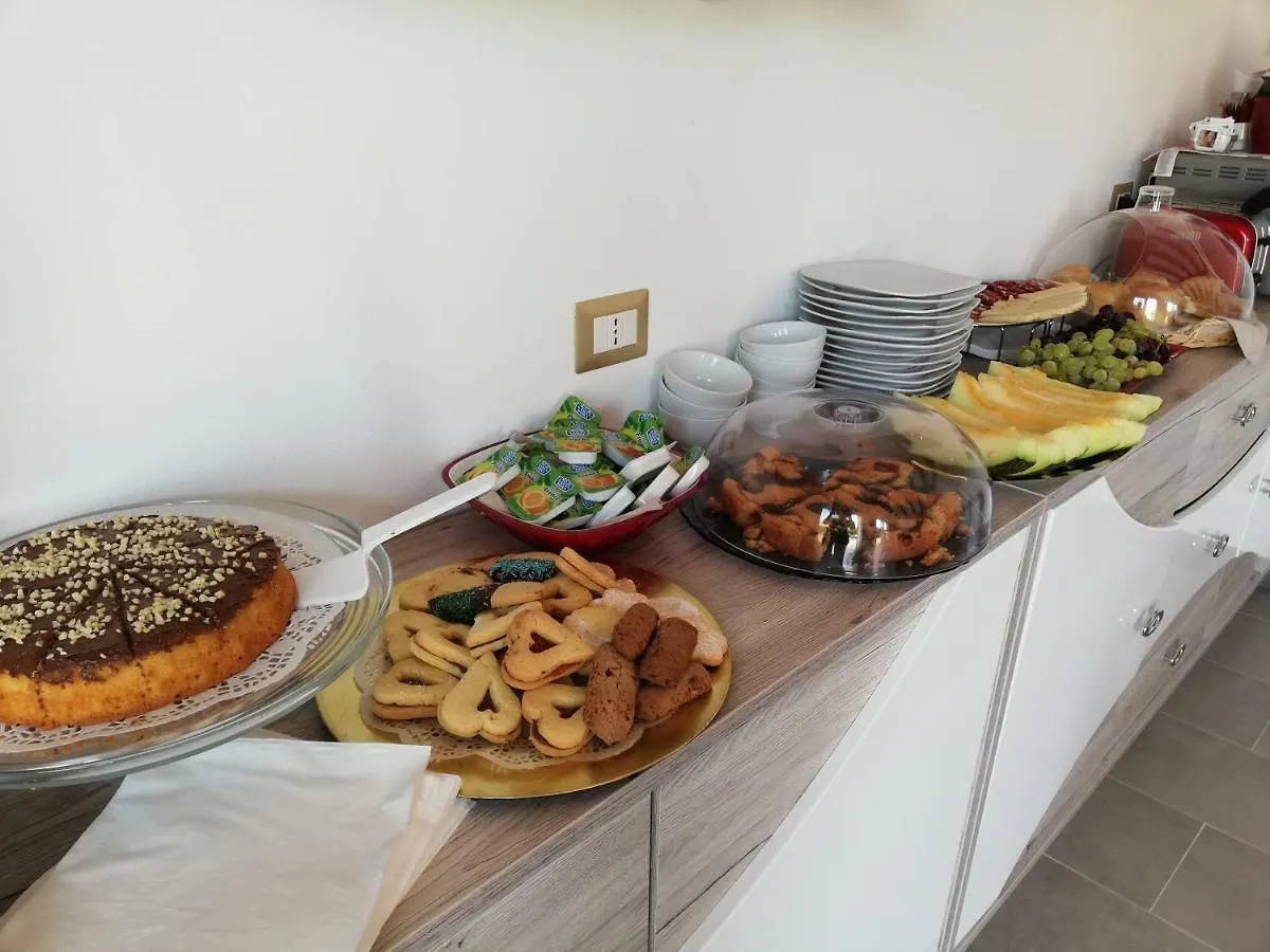 ** לינה וארוחת בוקר פרטיליה B&B Fiori Di Pesco איטליה